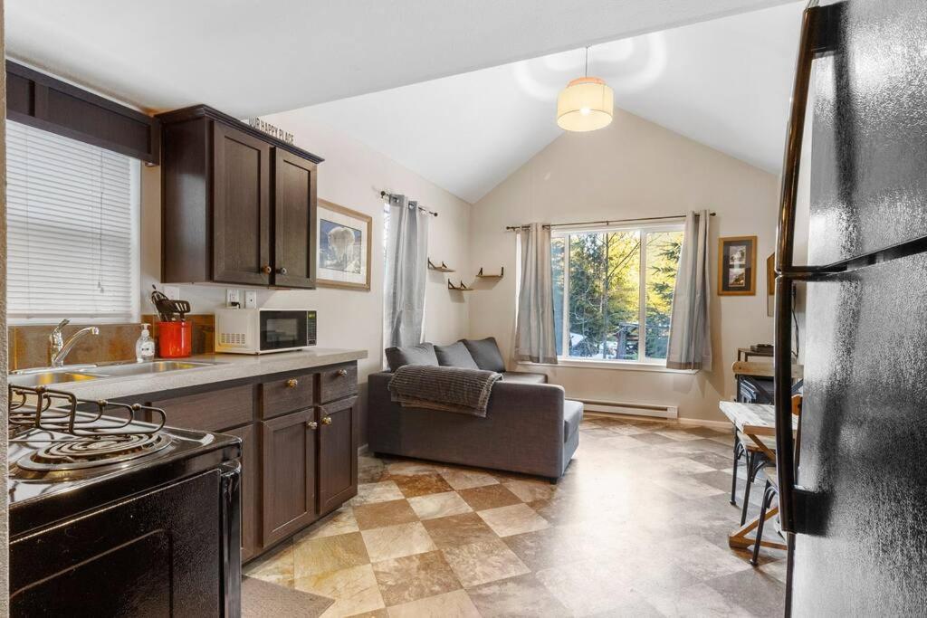 Cozy Tiny Home Steps Away From Mt. Rainier 애쉬포드 외부 사진